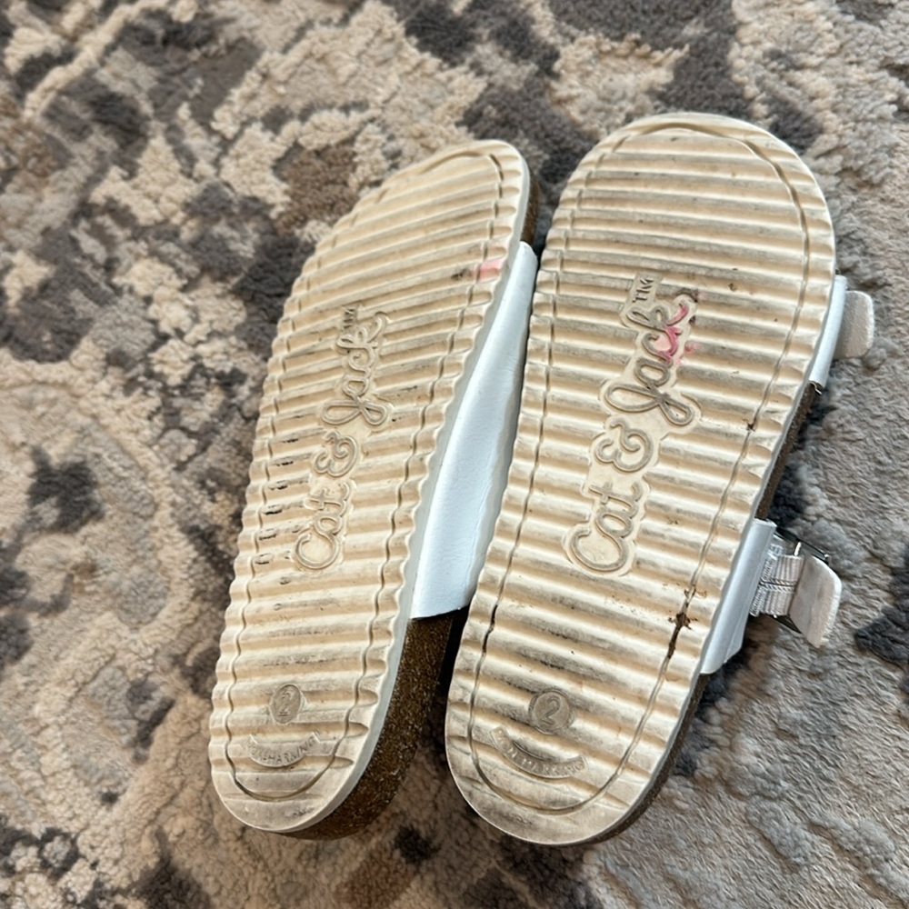 Cat & Jack White Double Strap Sandals - Picture 4 of 7
